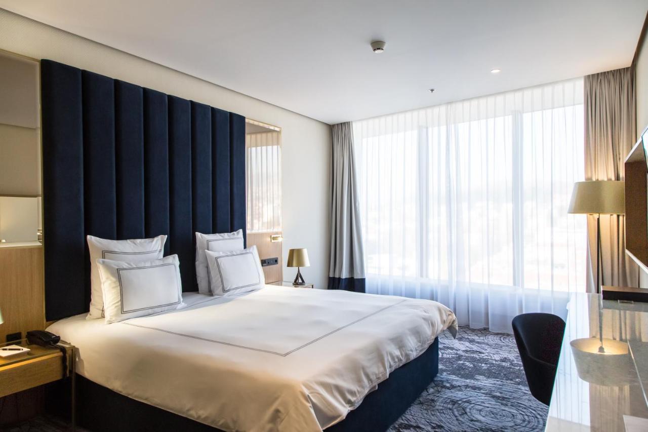 Swissotel SJJ Esterno foto